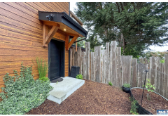 392  Buckloop Rd.