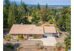 823  Fox Hollow Rd