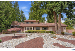 106  Fairway Place